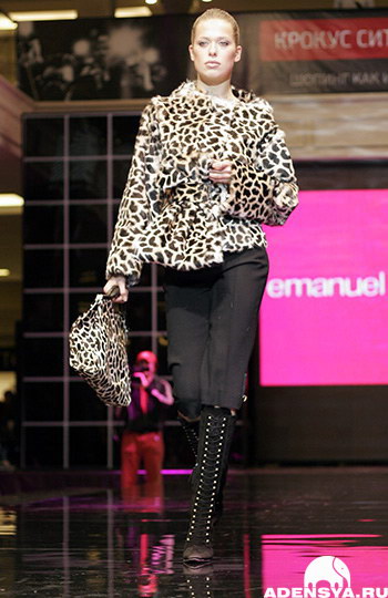 ����� Emanuel Ungaro  �����-���� 2006 