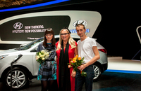 Модные дефиле Благотворительного фонда «Русский Силуэт» на стенде Hyundai