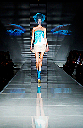 ������� ����� Pure Joy Fashion �Transforms SS10� �� Aurora Fashion Week �����-���� 2011