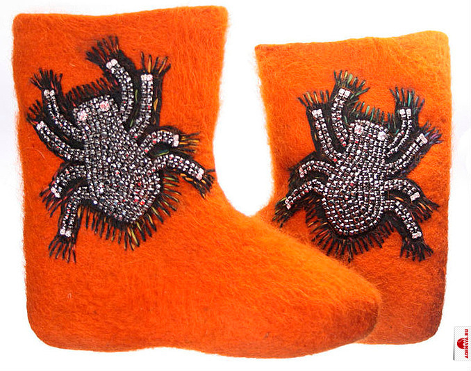 валенки со стразами