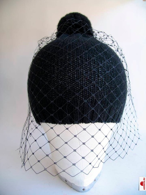 Фото №3: Bernstock Speirs_hat1
