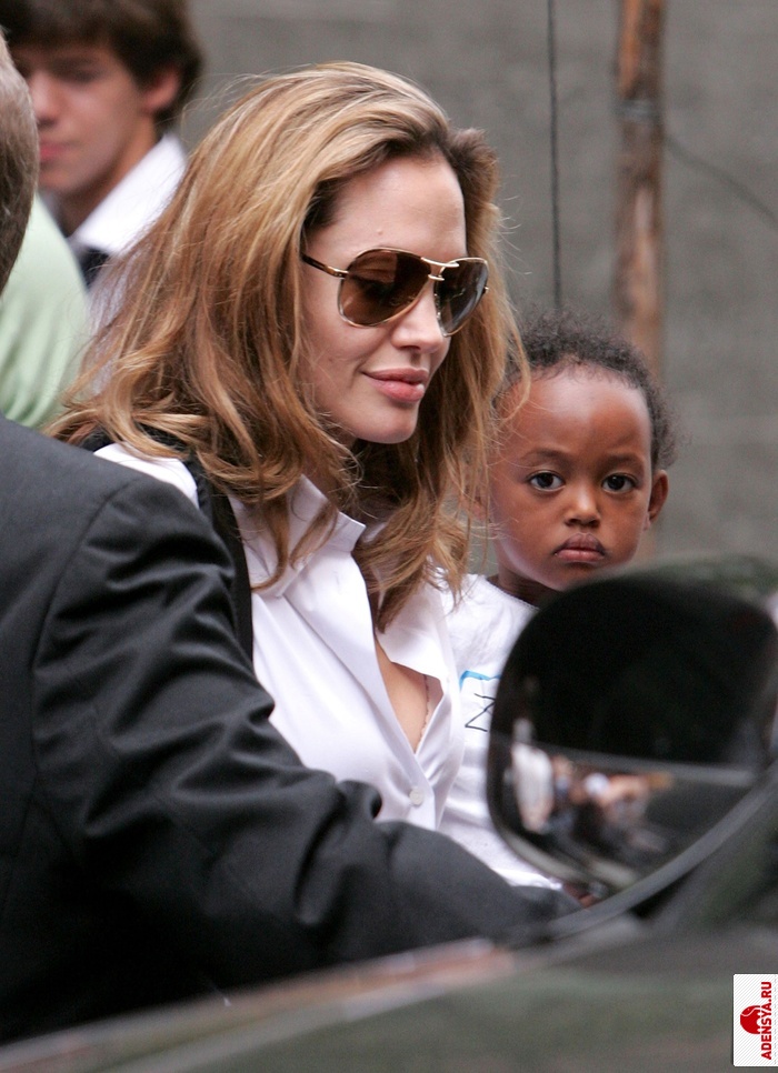 Angelina Jolie (Анджелина Джоли) в очках Gucci Angelina Jolie (Анджелина Джоли) в очках Gucci
