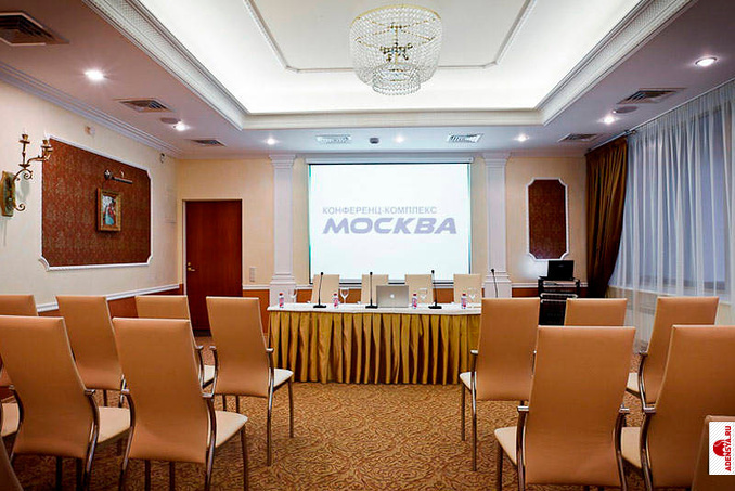  2: Hotel_moskva